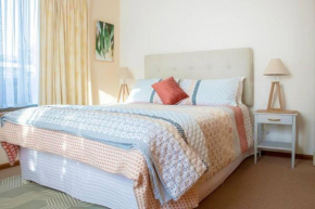 A Little Getaway - 17 Lawson St SWR